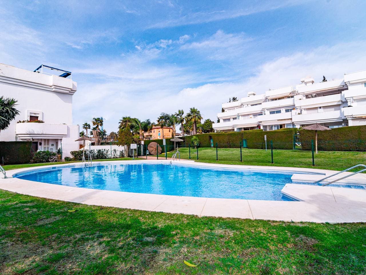 Foto 11 von 34: 4-Zimmer-Wohnung mit Pool, Klimaanlage, WLAN und Parkplatz in Estepona