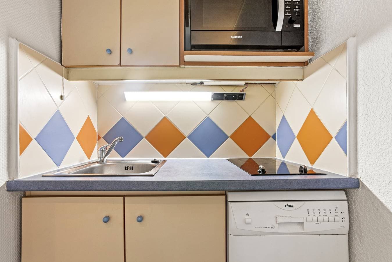 Foto 7 von 24: Einzimmerapartment 'Les Parfums De Mimosas' mit privater Terrasse und Klimaanlage