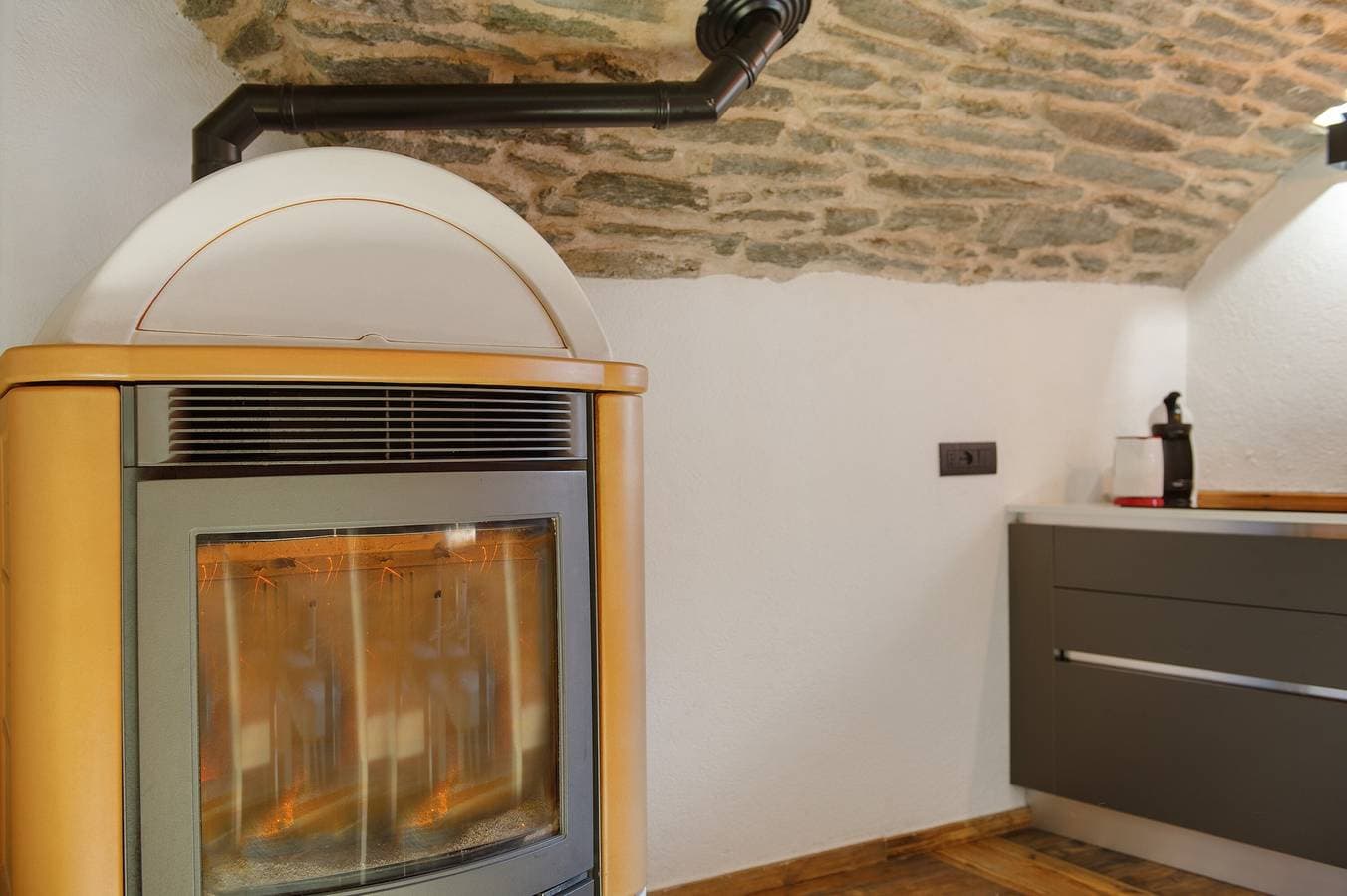 Foto 12 von 28: Ferienwohnung 'La Cachette' mit Bergblick, privater Terrasse und WLAN
