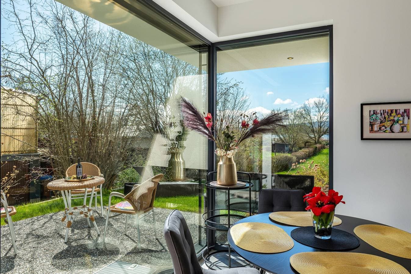Foto 12 von 22: Ferienwohnung 'Design Mettnaublick' mit Seeblick, privater Terrasse und WLAN