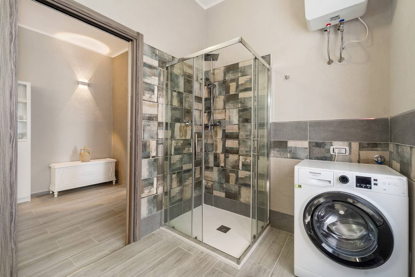 Foto 12 von 23: Ferienhaus 'Appartamento Elegante Carbonia' mit Balkon, WLAN und Klimaanlage