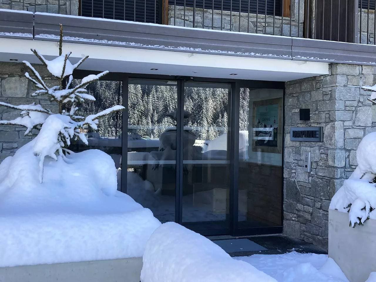 Kreuzwohnung mit schöner Aussicht Tal 1