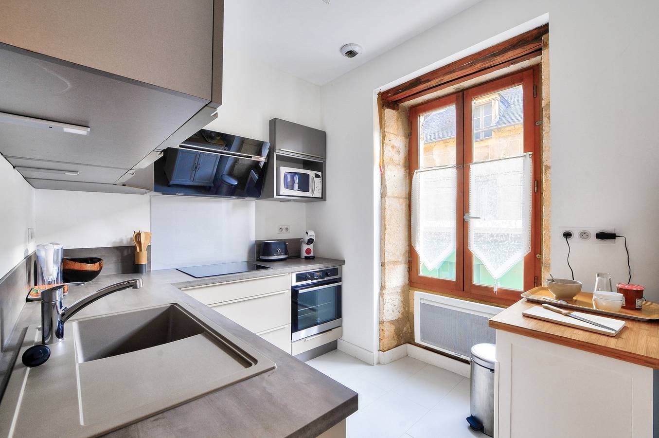 Foto 11 von 25: Maison en pierre avec piscine et terrasse pour 6