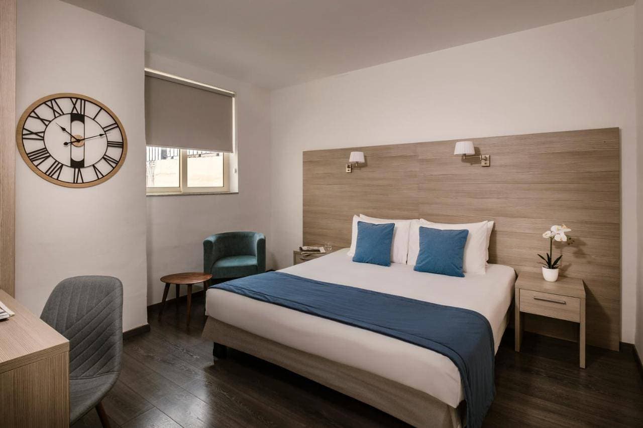 Foto 6 von 10: Standard Double or Twin Room