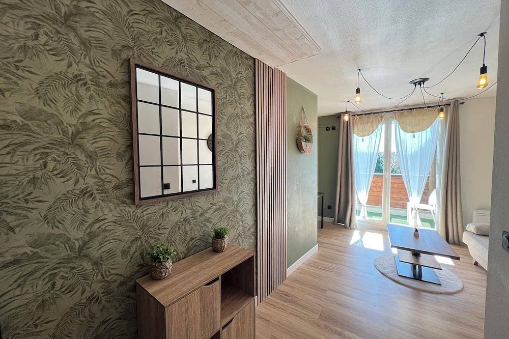 Apartment 1