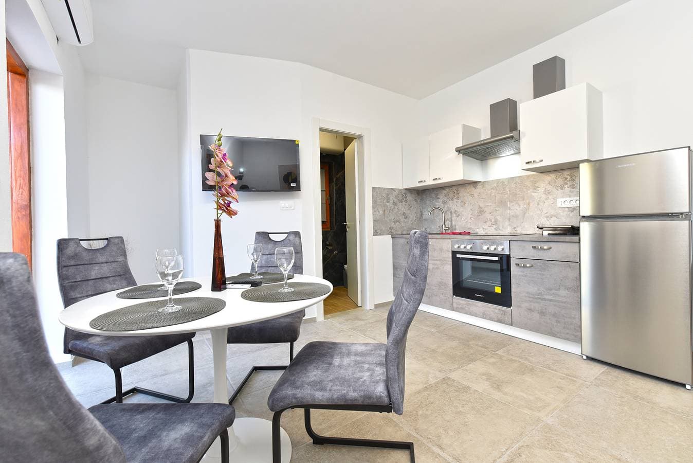 Foto 8 von 17: Ferienwohnung für 3 Personen mit Balkon