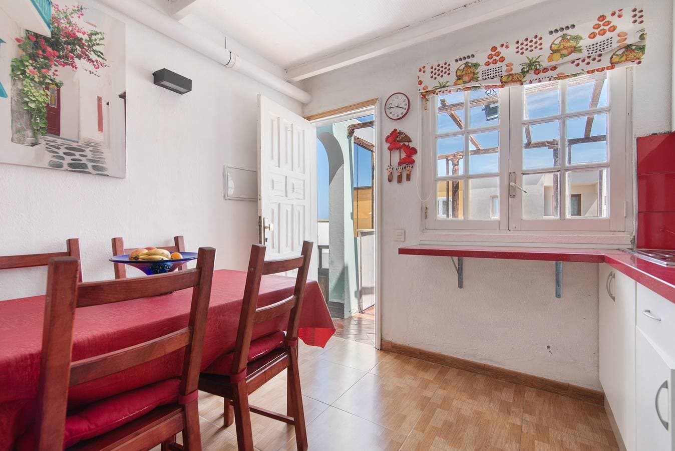 Foto 5 von 42: Ferienwohnung "Playa del Hombre" mit Meerblick, Privater Terrasse und WLAN