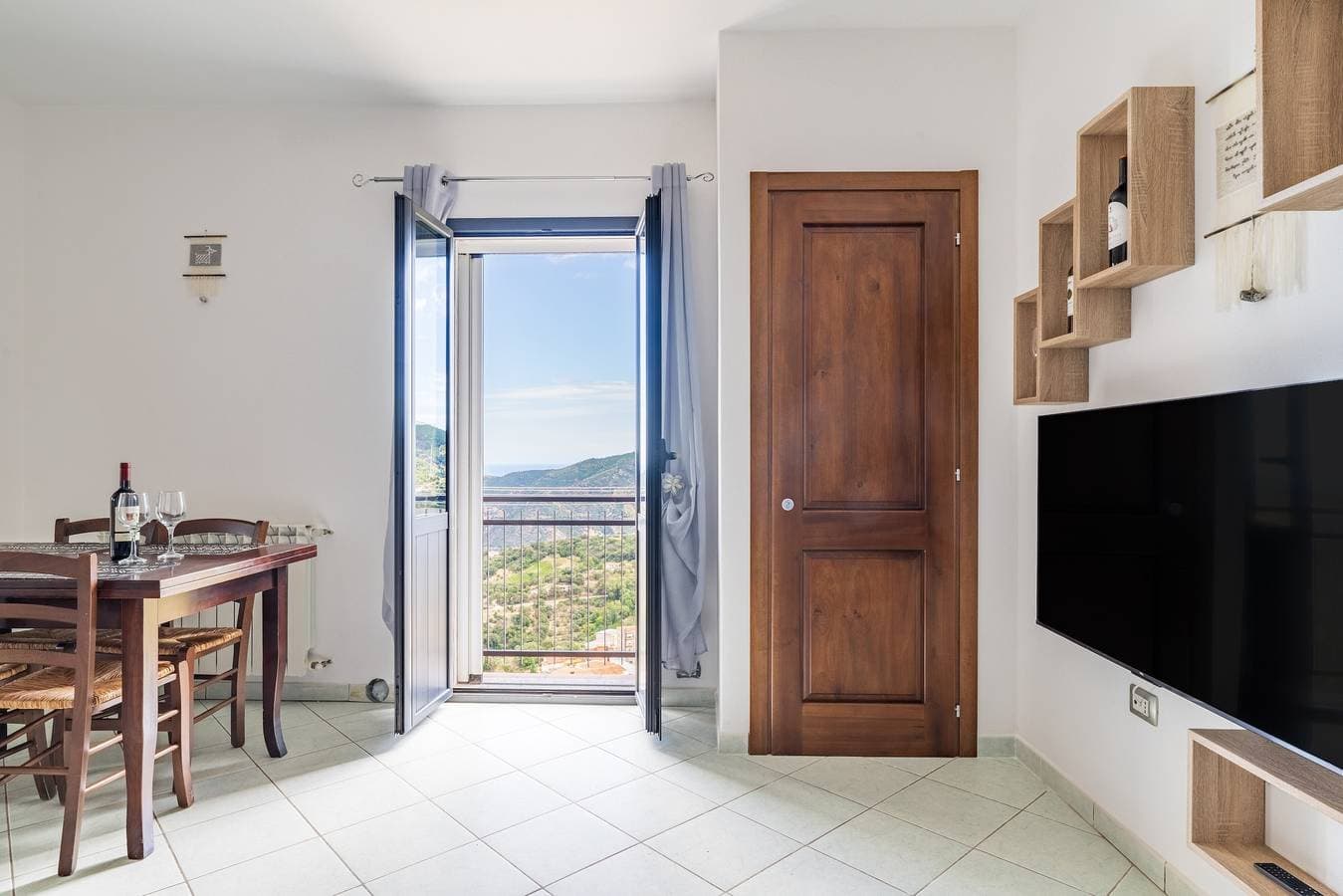 Foto 13 von 27: Ferienhaus 'Cuccureddu 1' mit Meerblick, WLAN und Klimaanlage