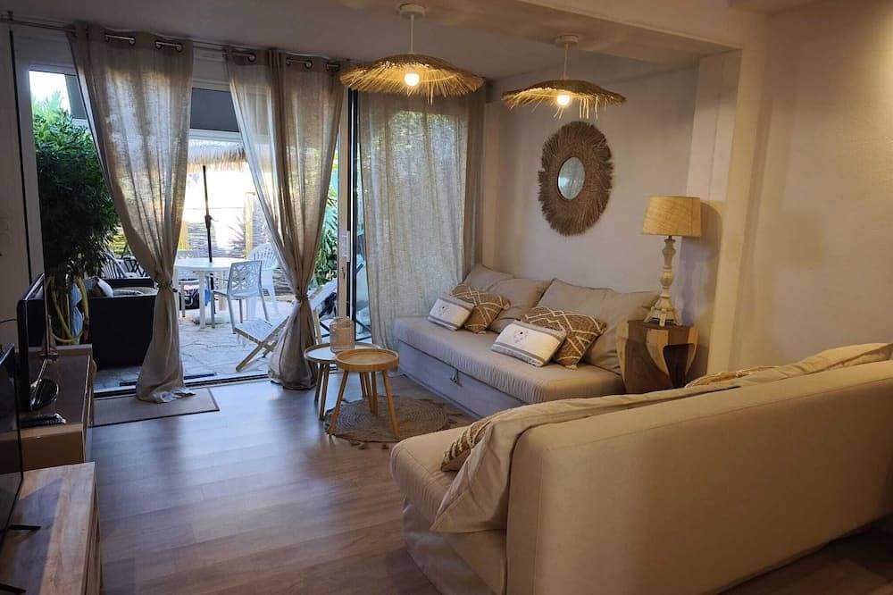 Foto 7 von 30: Gemütliche klimatisierte Wohnung mit Privatgarten, Pool & Parkplatz