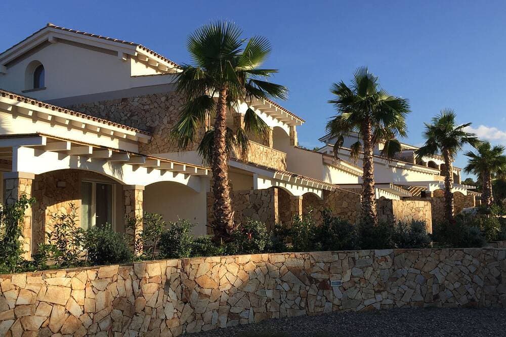 Foto 9 von 30: Apartment im ersten Stock in Residenz mit Pool