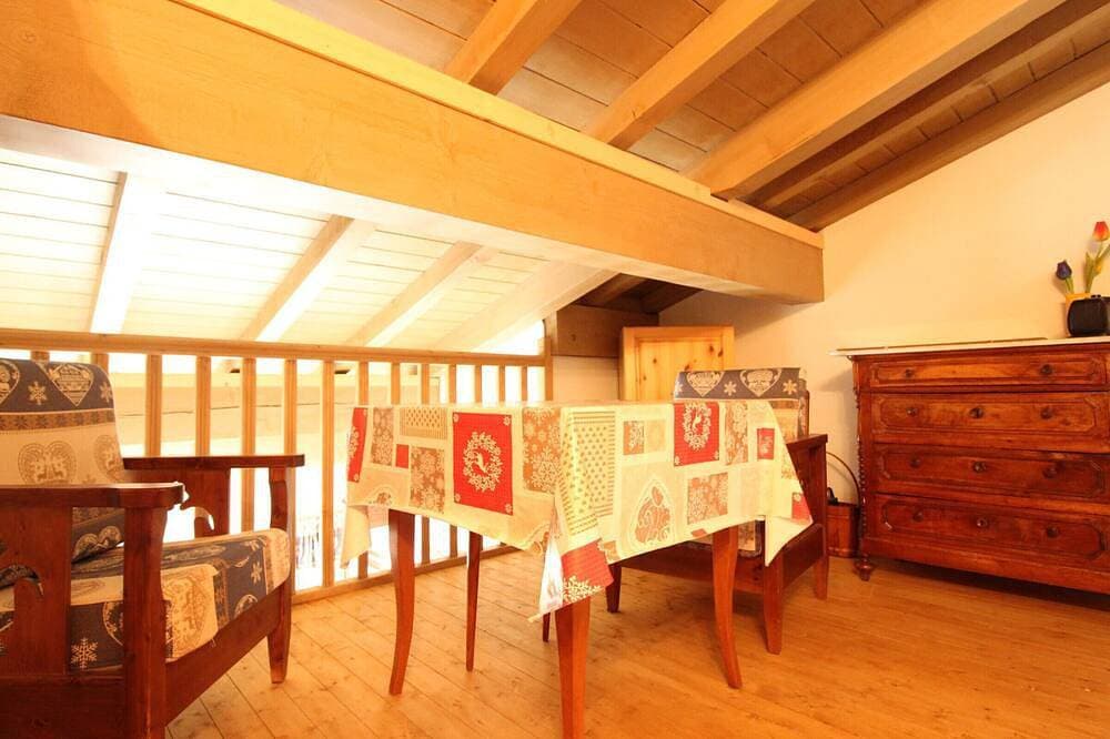 Foto 13 von 15: Geräumige Wohnung für 6 Personen in Aussois mit Balkon