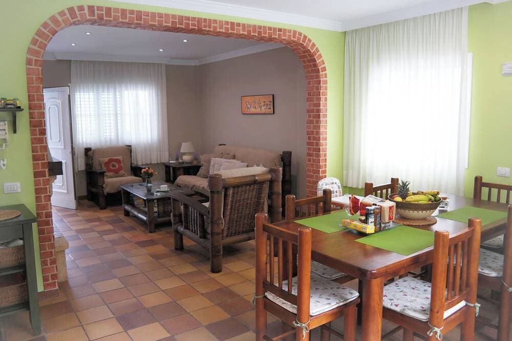 Foto 10 von 30: Ferienhaus \"El Mar\" mit Garten und Swimmingpool