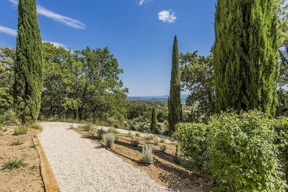 Foto 8 von 23: Exceptional Luberon location - Private swimming pool