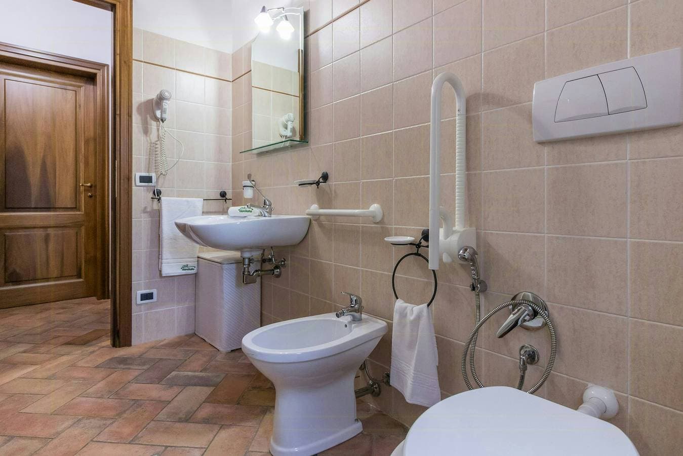 Foto 12 von 34: Wohnung im Erdgeschoss am Trasimenischen See