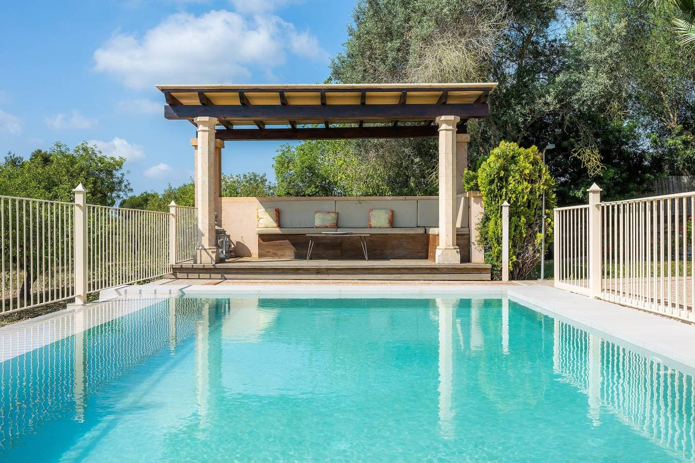 Foto 3 von 28: Villa 'Ses Nines' mit Bergblick, WLAN und Privatem Pool