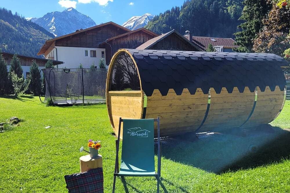 Foto 5 von 7: Ferienwohnungen Haus Almrausch - Morgentau