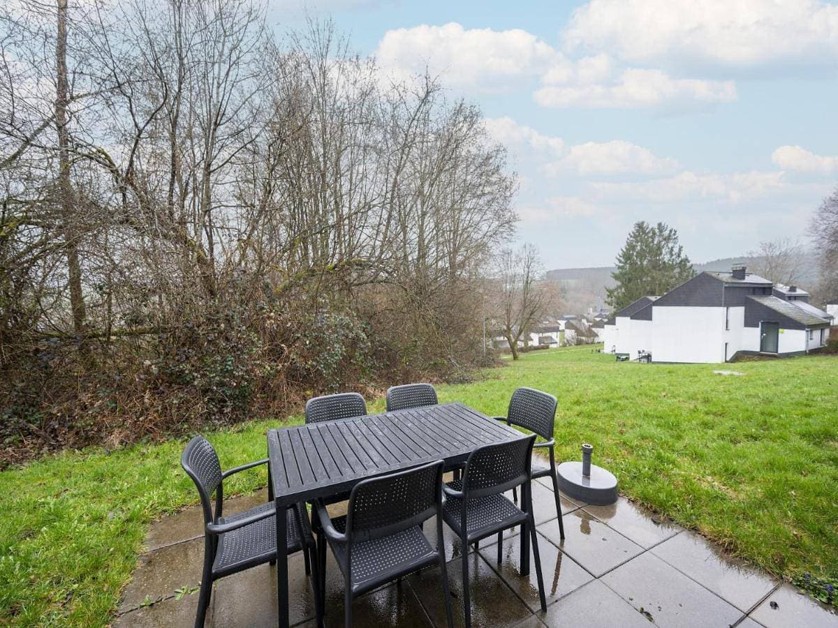 Foto 5 von 43: Three-Bedroom Holiday Home