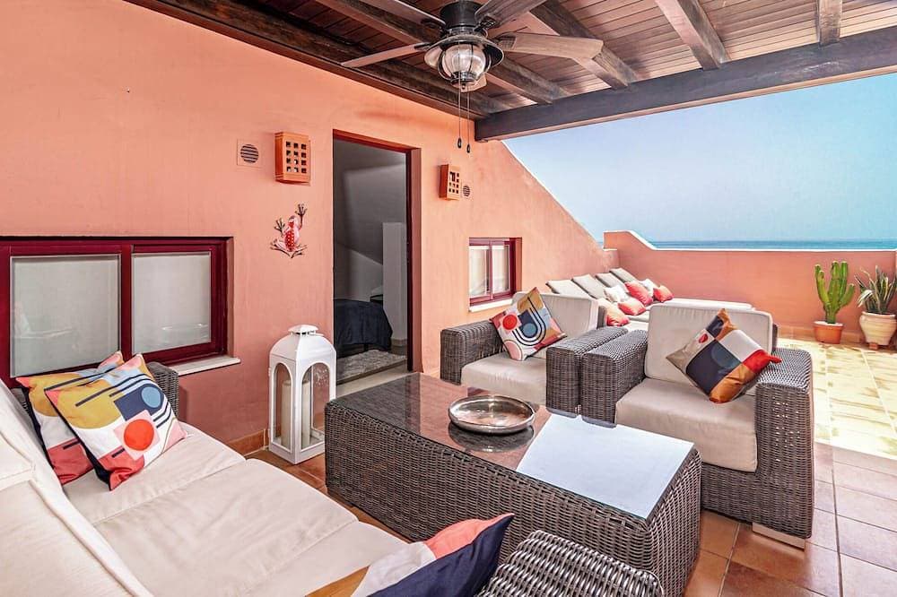 Foto 7 von 30: Luxury and spacious 3-bed Penthouse apartment in fabulous Gualdalmansa