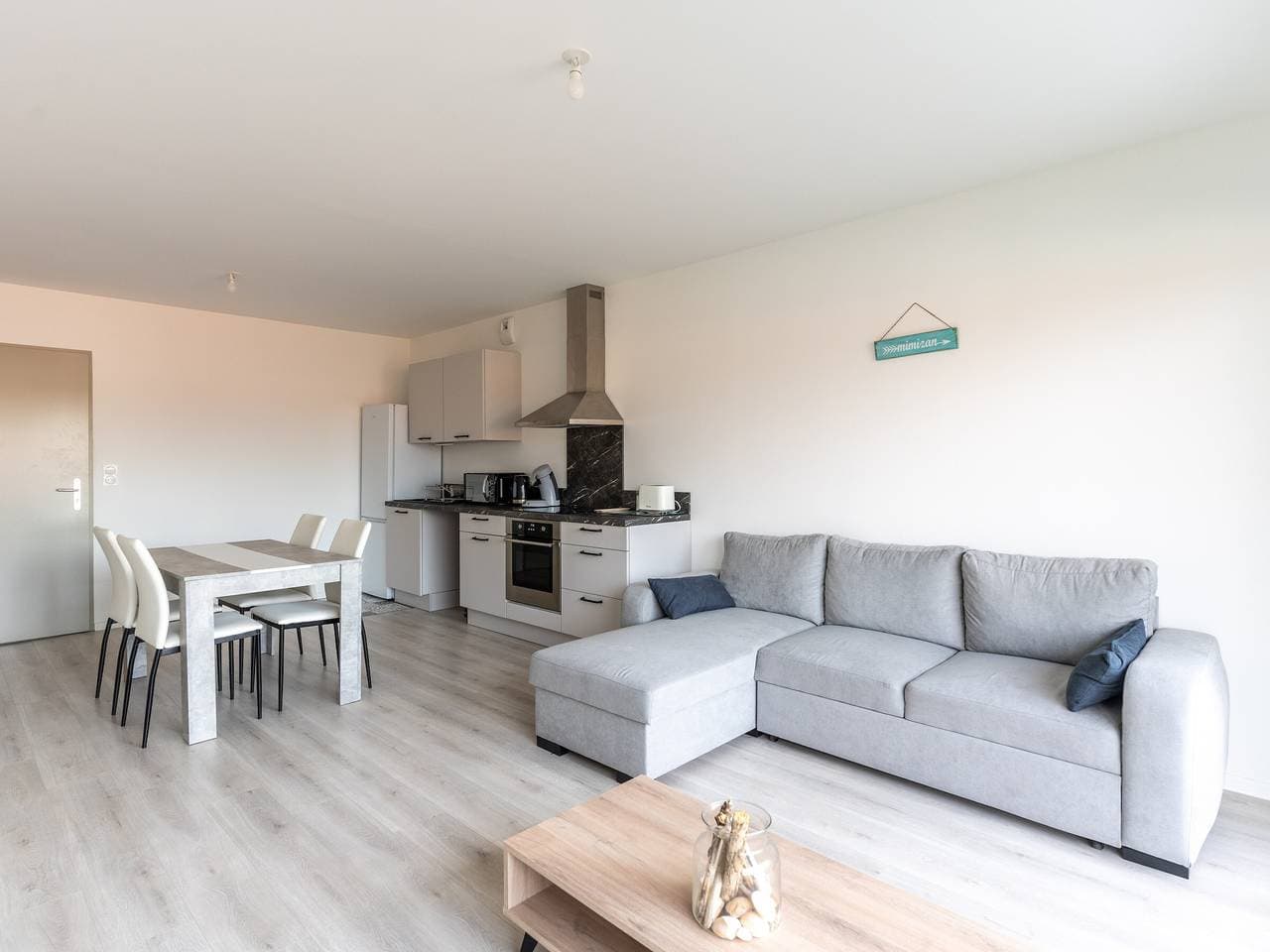 Foto 2 von 15: Neues Apartment für 4 im Zentrum von Mimizan mit Parkplatz