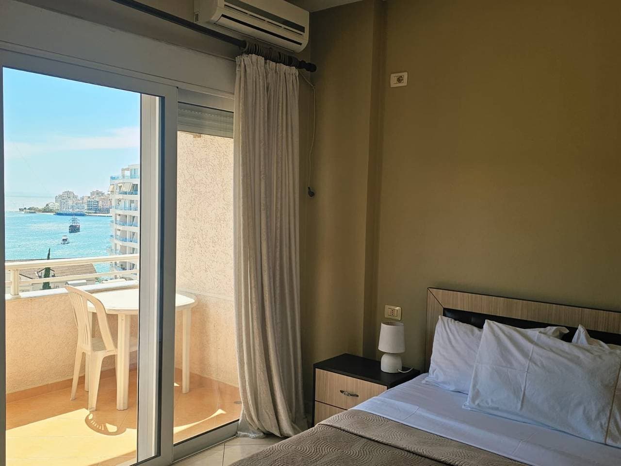 Foto 3 von 37: Ferienwohnung für 6 Personen mit Balkon