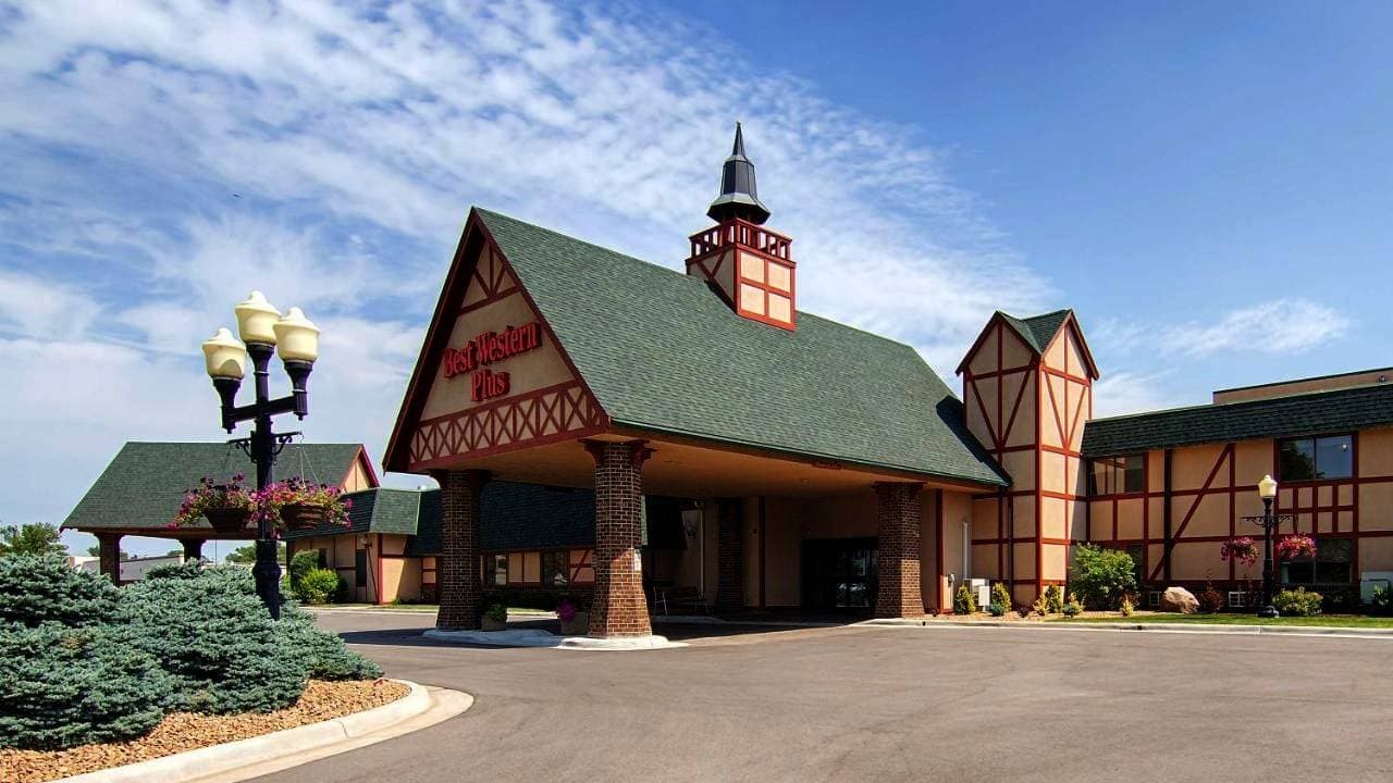 Best Western Plus New Ulm 1
