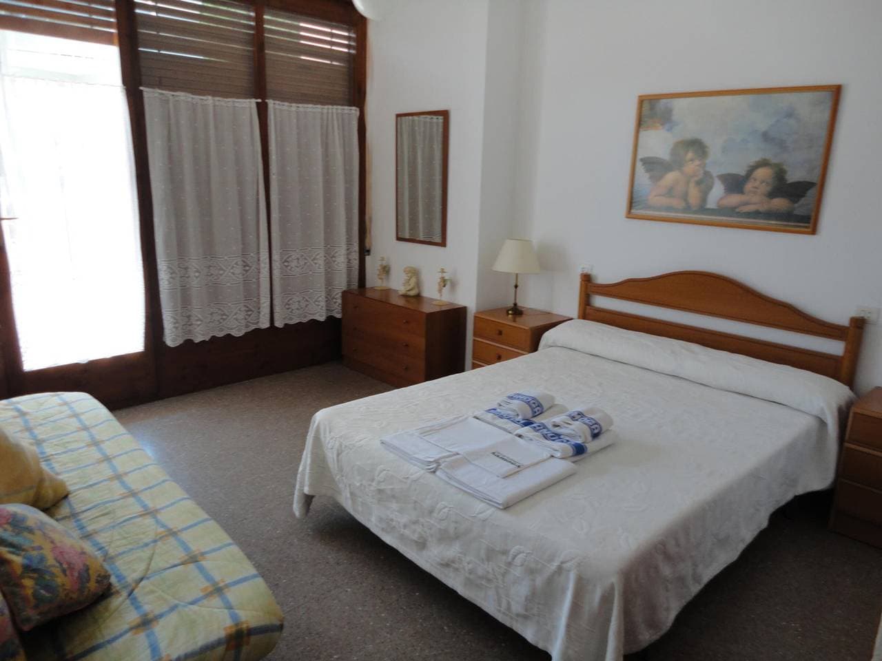 Foto 12 von 19: Erdgeschosswohnung nur 250m vom Strand entfernt, 2 Schlafzimmer, Terrasse, Parkplatz - Oliveres, Spanien