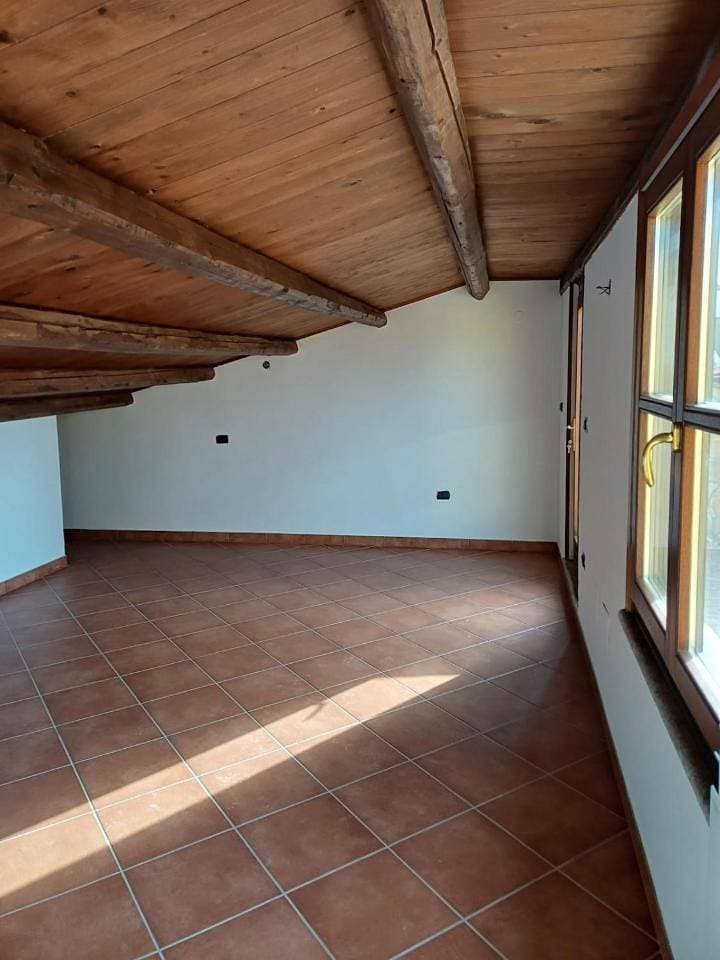 Foto 11 von 49: Three-Bedroom House