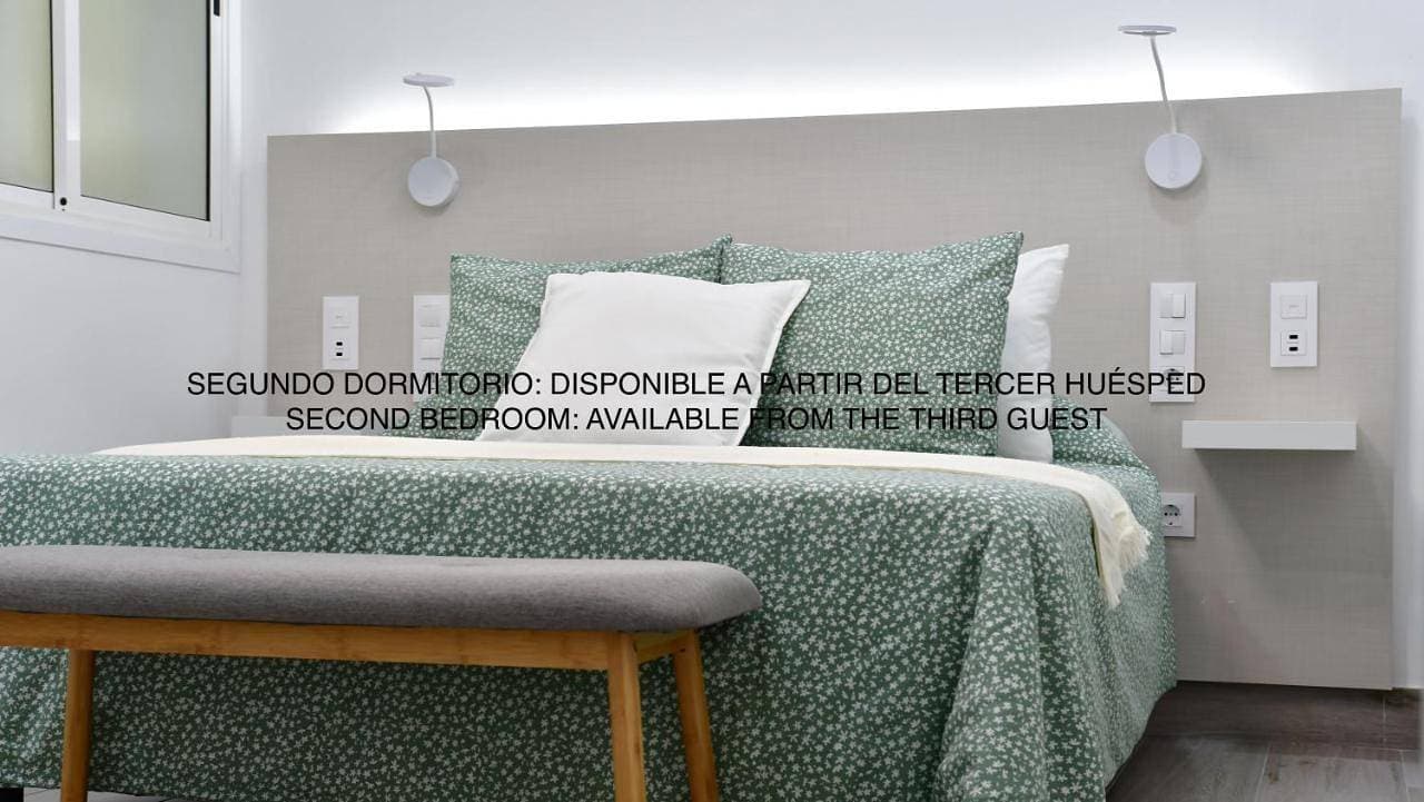 Foto 4 von 39: Two-Bedroom Apartment