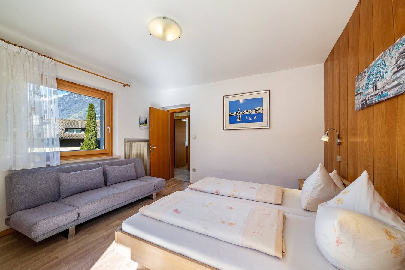 Foto 5 von 14: Ferienwohnung 'Typ B Haus Pöder' mit Bergblick, Gemeinschaftsgarten und WLAN