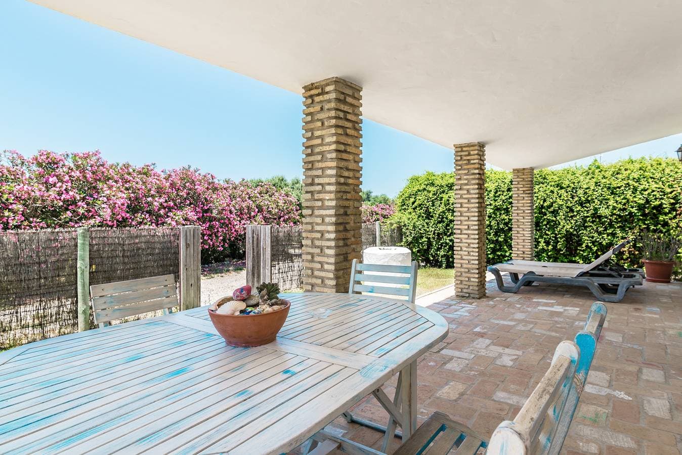 Foto 3 von 25: Ferienhaus 'El Olivo' mit Gemeinschaftspool, privater Terrasse und WLAN