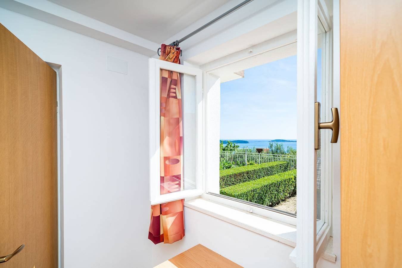 Foto 4 von 35: Ferienwohnung für 6 Personen mit Garten