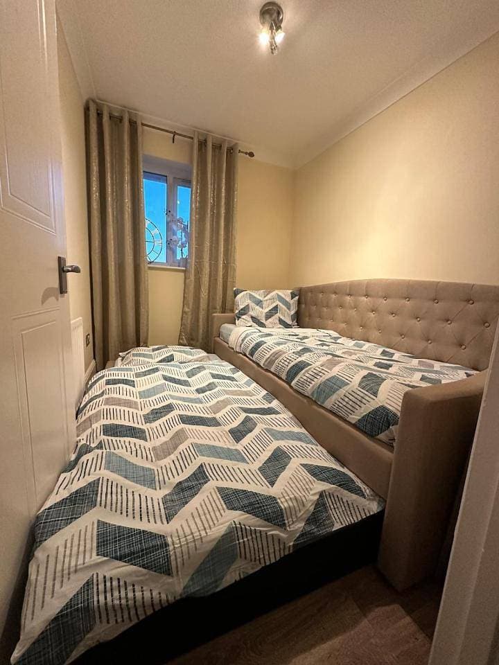 Foto 8 von 27: Two-Bedroom Apartment