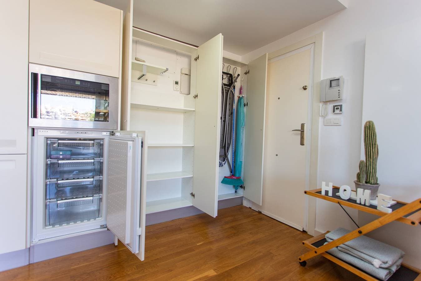 Foto 13 von 80: Ferienwohnung für 6 Personen mit Terrasse