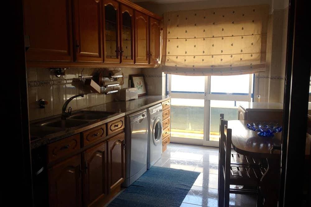Foto 9 von 14: T2 in Nazaré 100 m vom Strand