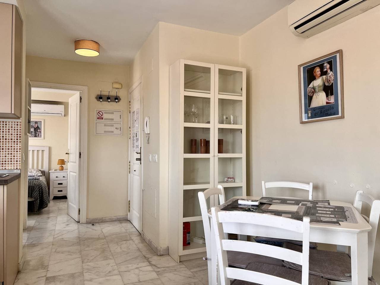 Foto 13 von 25: Helles Penthouse mit Terrasse und WLAN in Malaga