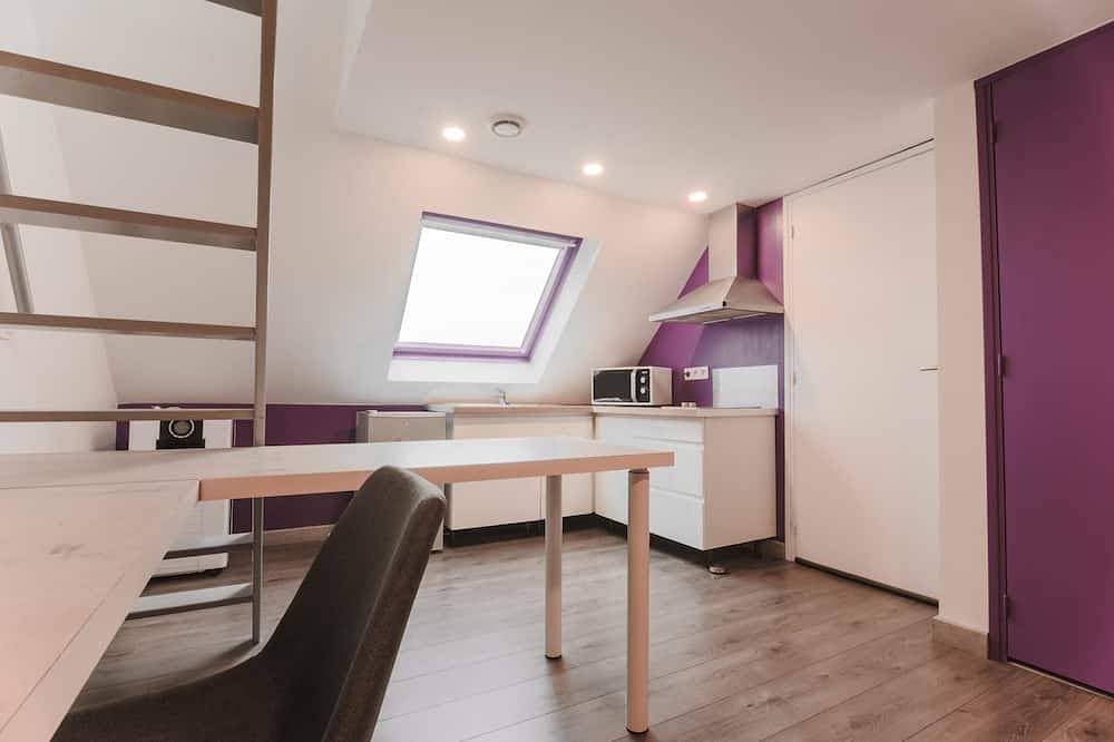Studio, ideally located in Normandy 1