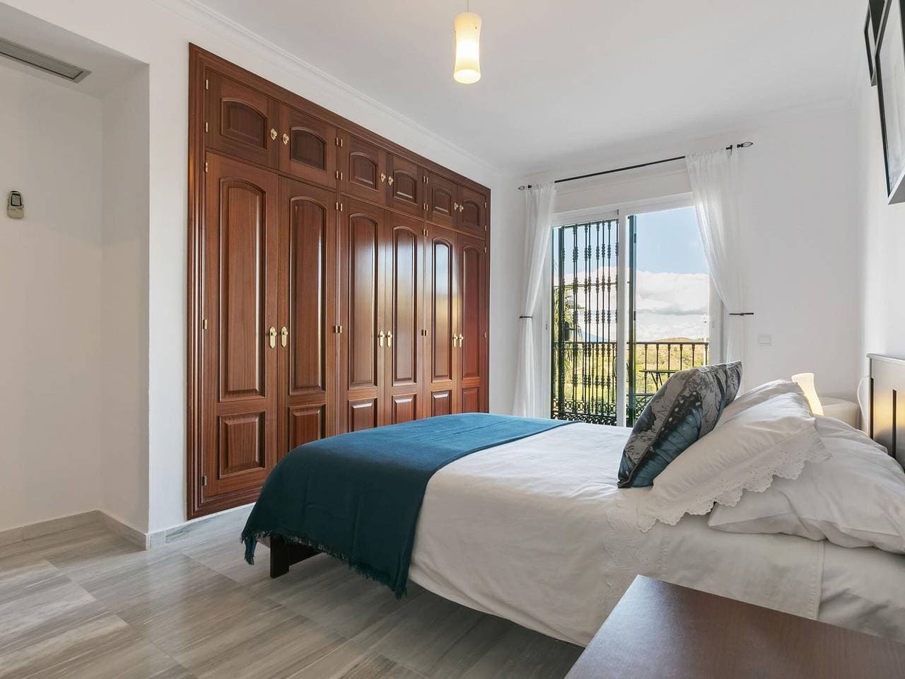 Foto 11 von 34: Villa für 6 Personen mit Pool