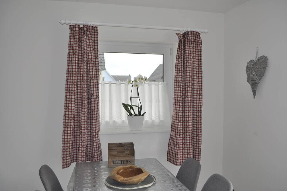 Foto 5 von 6: Romantisches ruhig gelegenes Chalet mit wunderschönem Garten
