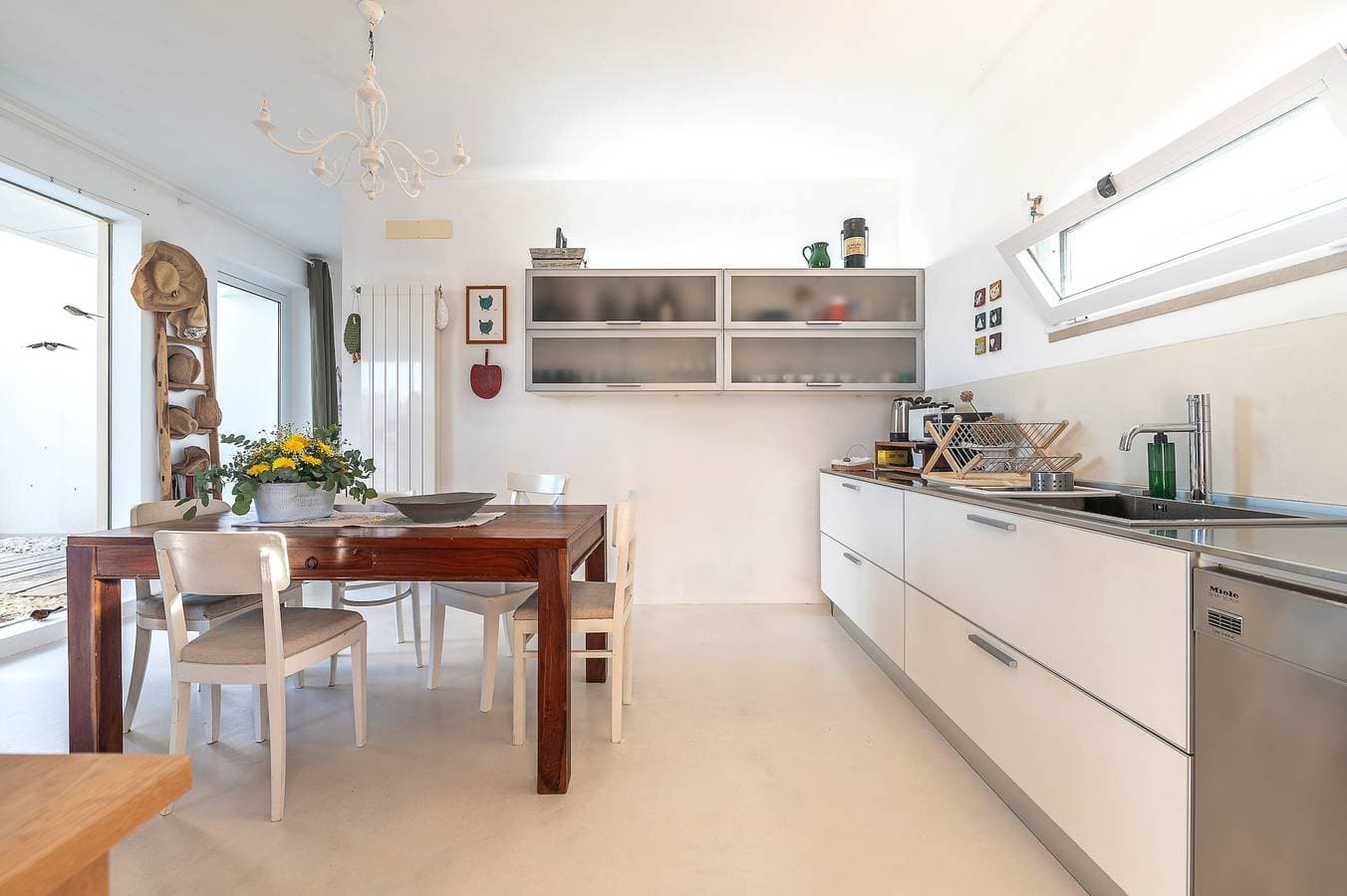 Foto 8 von 27: Villa 'Tenuta Quattro Volpi' mit Privatterrasse, Wi-Fi und Klimaanlage