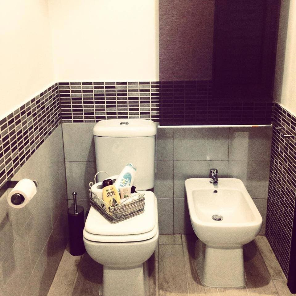Foto 9 von 10: Double Room with Private Bathroom