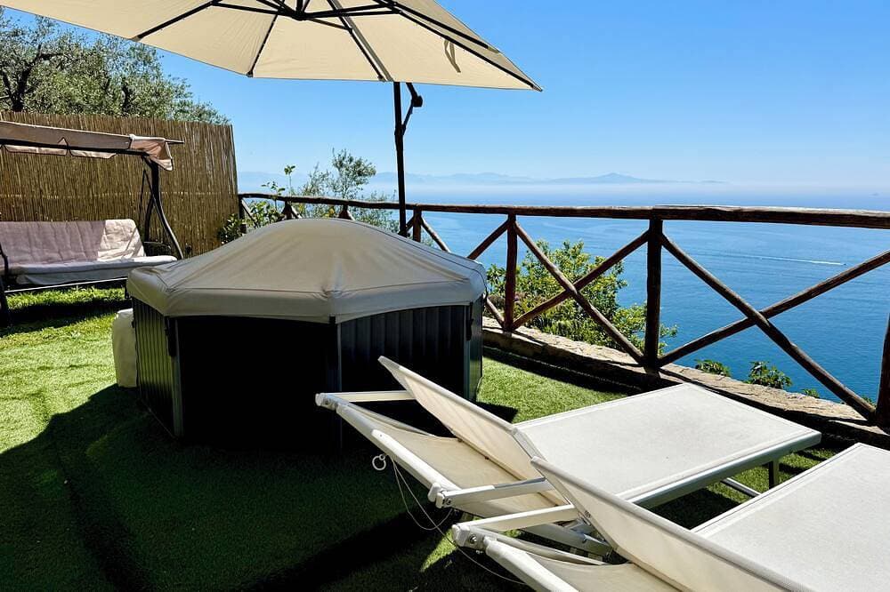Foto 4 von 20: Relais Amalfi Coast Sunset room
