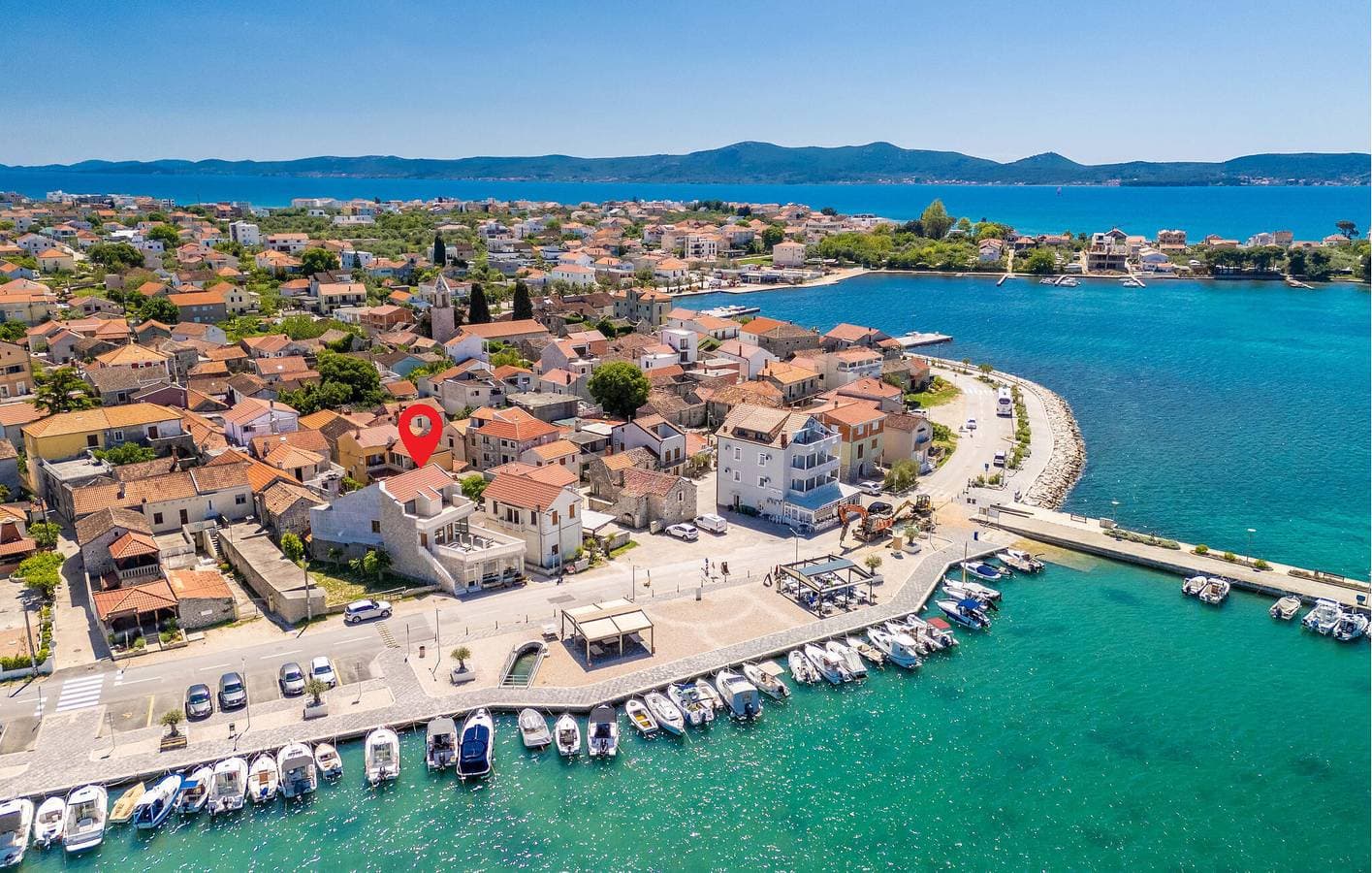 Urlaub am Meer: Modernes Apartment mit Terrasse und WLAN, 700 m vom Strand entfernt 1