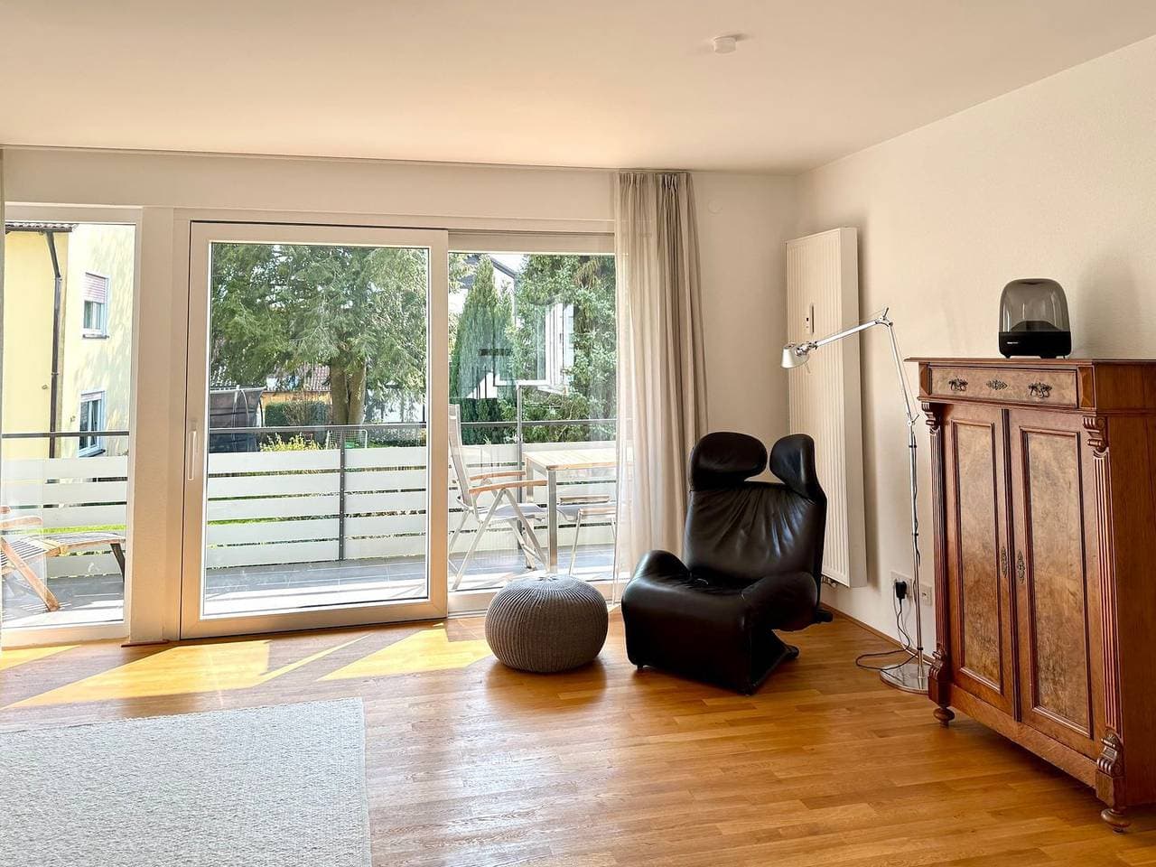 Foto 2 von 30: Ferienwohnung Zoom - Stilvolle Wohnung mit Balkon in ruhiger Umgebung