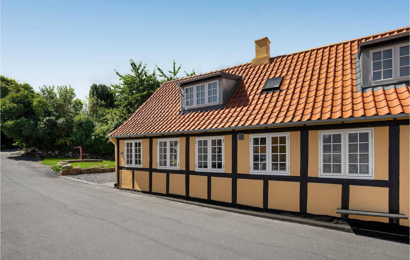 Foto 2 von 23: Ferienwohnung für 4 Personen mit Terrasse
