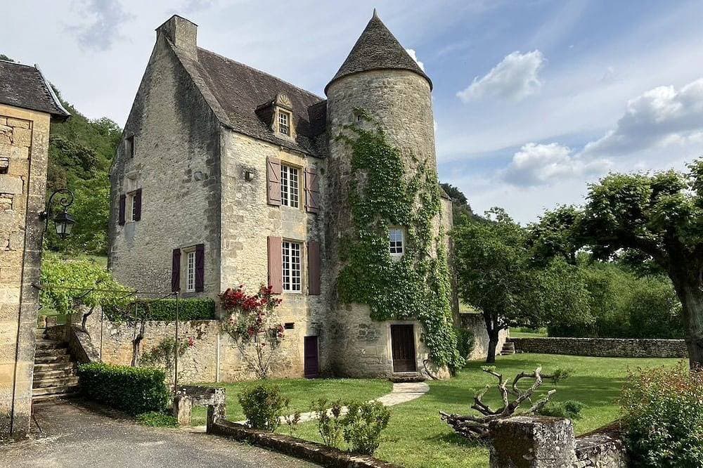 Herrenhaus aus dem 16. Jahrhundert mit Pool 1