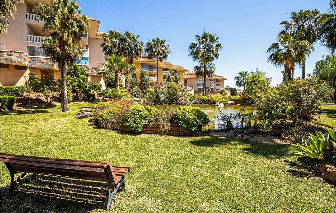 Foto 8 von 30: Torreblanca Oase: 80m² mit AC, Pool & Terrasse