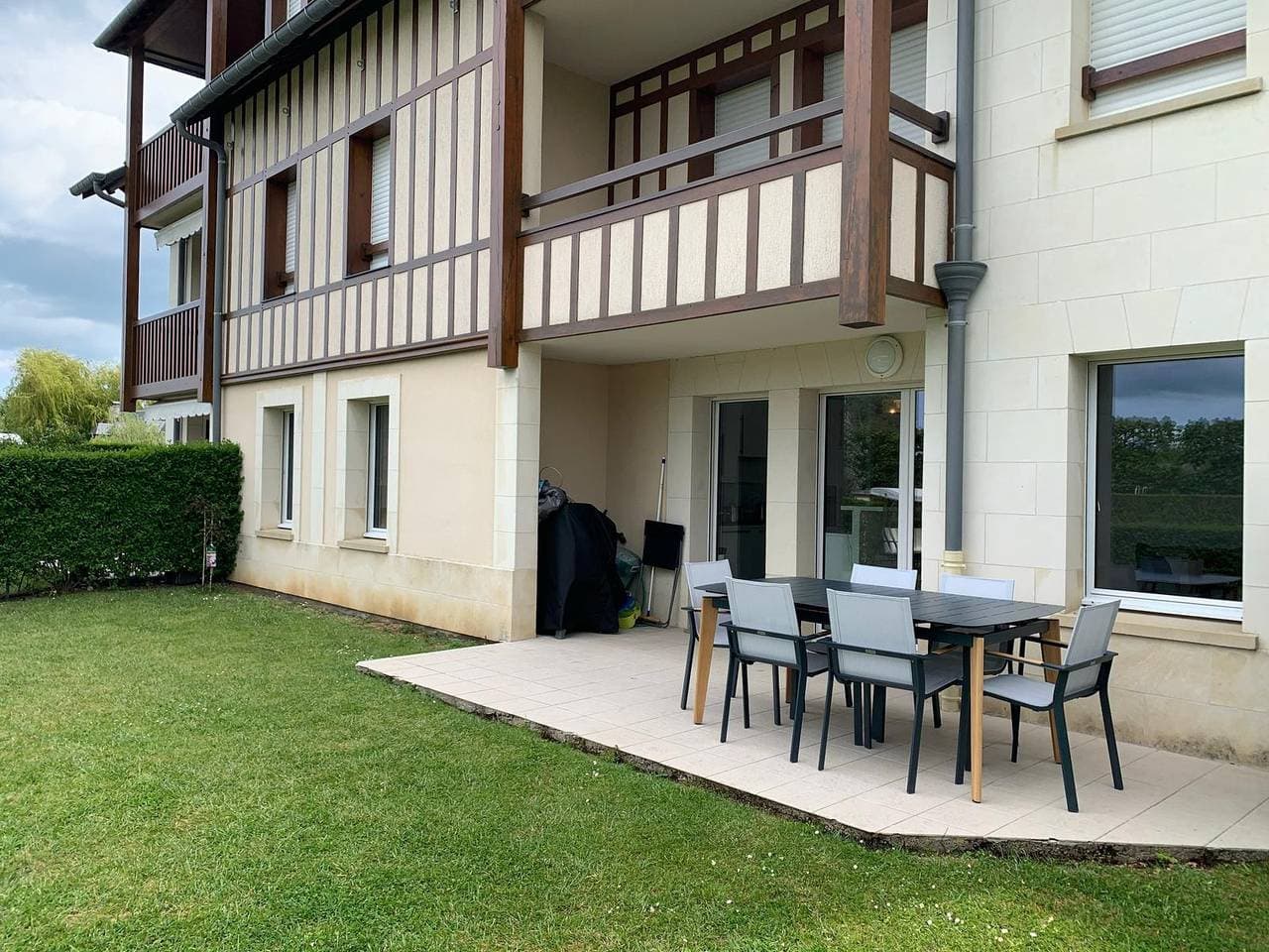 Foto 2 von 14: Flat & Private Garden - Clairefontaine/Deauville
