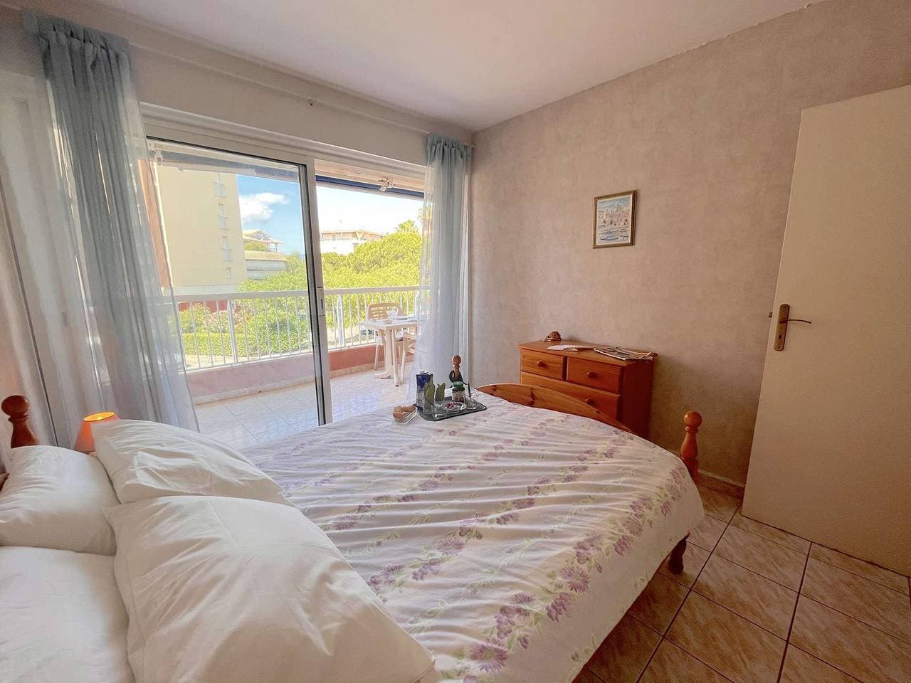 Foto 7 von 19: 2-Zimmer Wohnung strandnah mit Garage, Fréjus