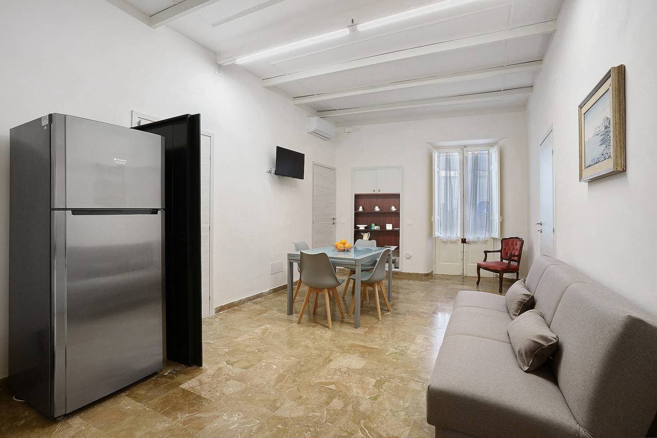 Foto 2 von 29: Apartment 'Superior Il Cortiletto 21' mit Gemeinschaftsterrasse, WLAN und Klimaanlage