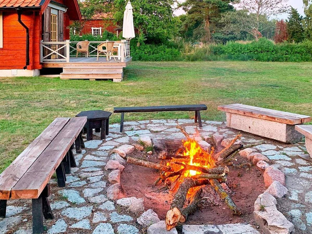 6 person holiday home in S DER KRA 1